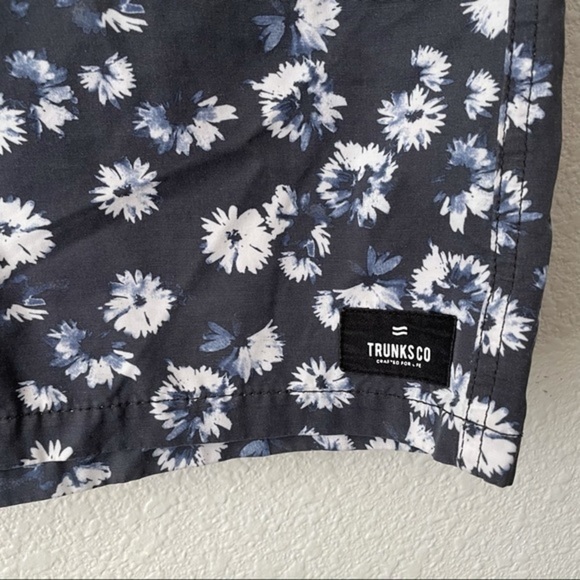 Trunks Surf and Swim Co. Volley Swim Trunks - Picture 3 of 11